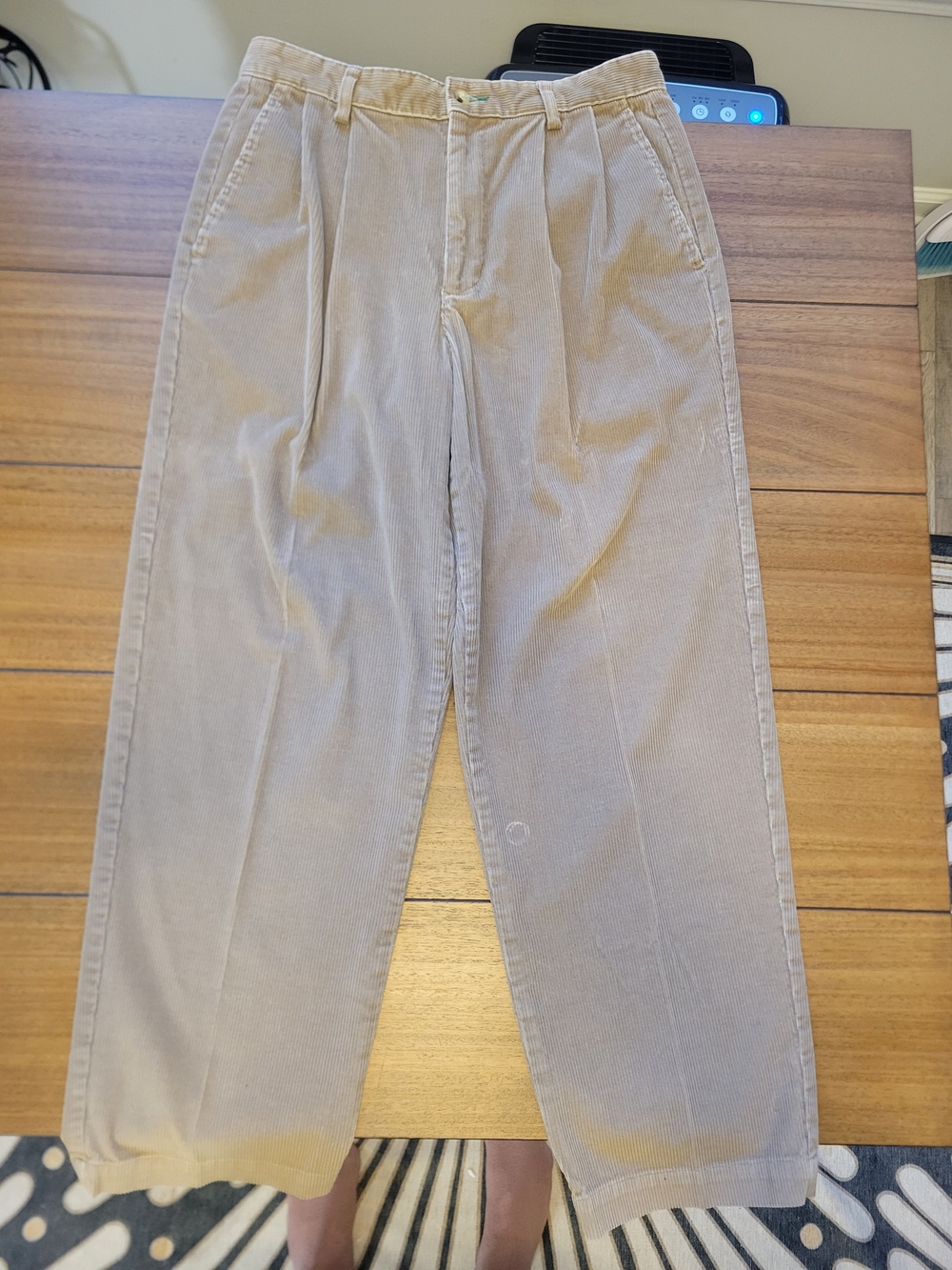 Vintage Tommy Hilfiger Pleated Corduroy Pants Tan Beige 32x30 90s Retro Y2K